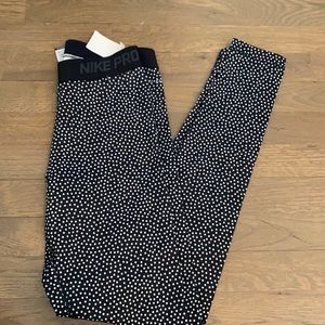 Nike pro - dri fit - small